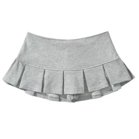 gray skirt